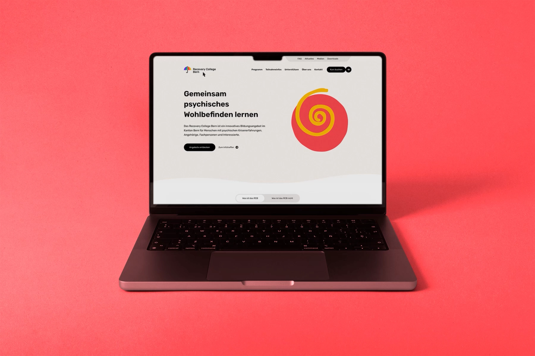 Website des Recovery College Bern auf einem Laptop